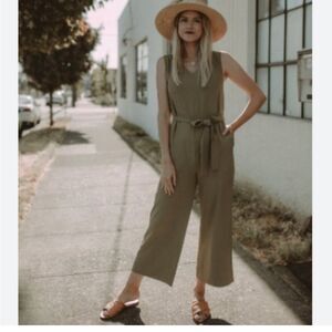 Everlane The Japanese GoWeave Essential Cropped Jumpsuit | Olive Green | Size 10